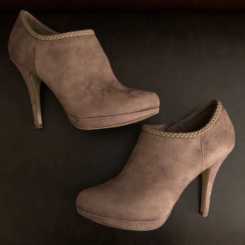 Casual Ankle Bootie